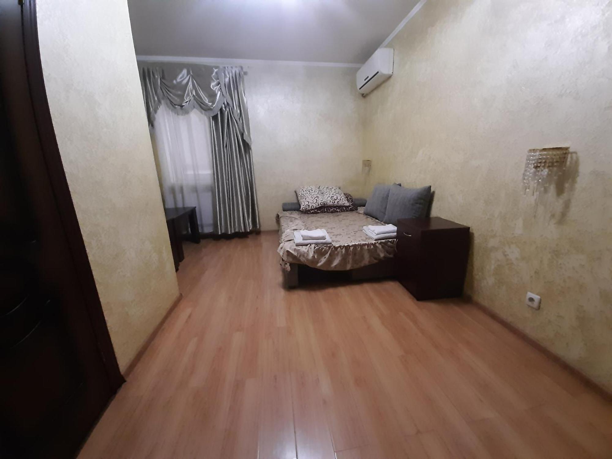 Guest House Montreal โอเดสซา ห้อง รูปภาพ