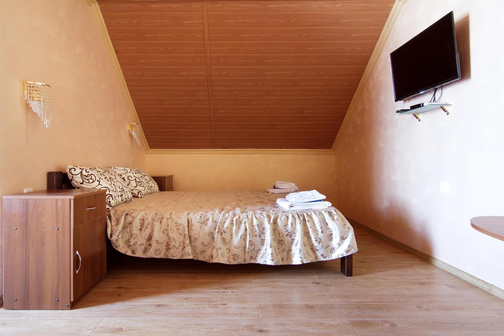 Guest House Montreal โอเดสซา ห้อง รูปภาพ