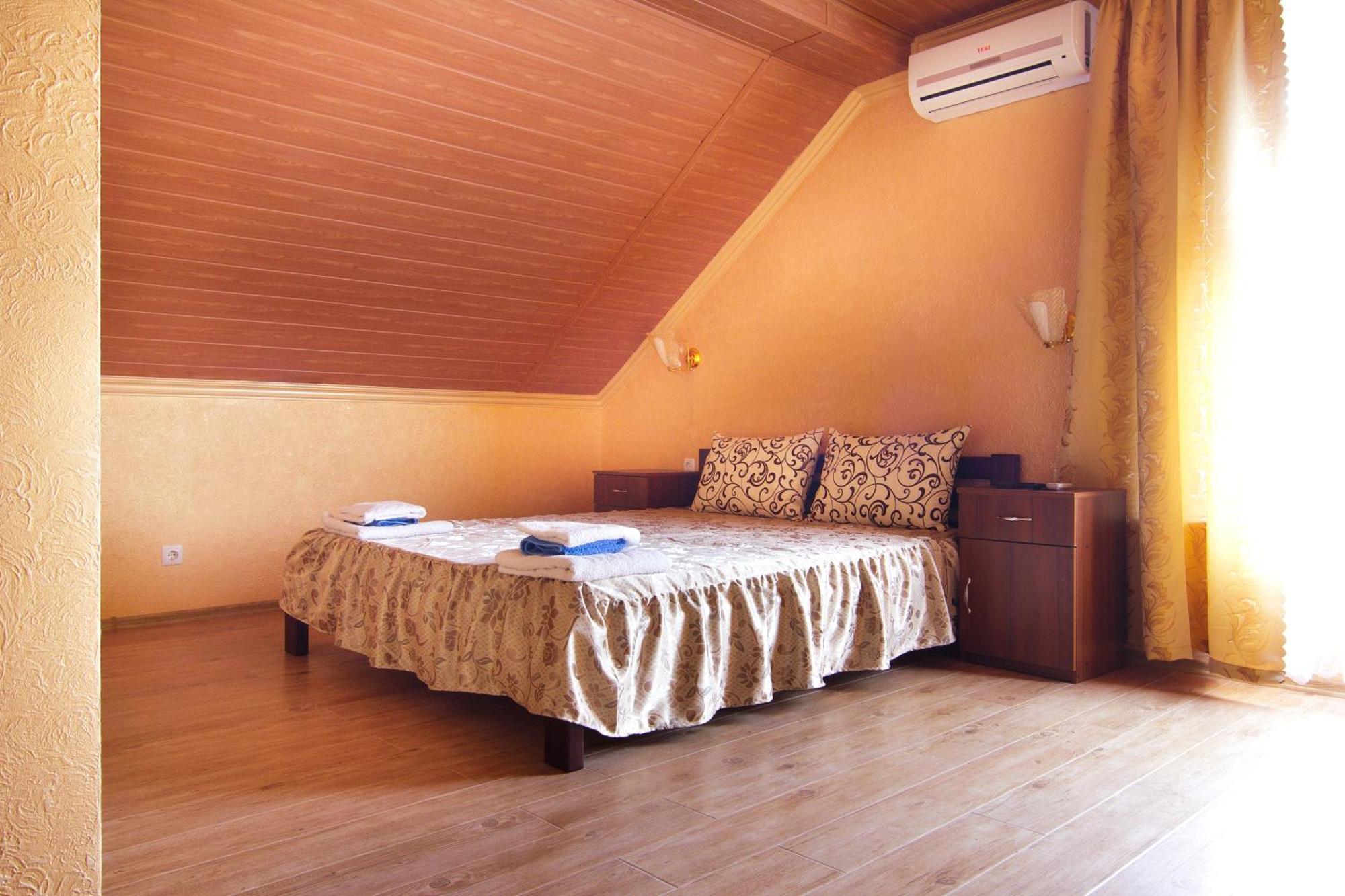 Guest House Montreal โอเดสซา ห้อง รูปภาพ