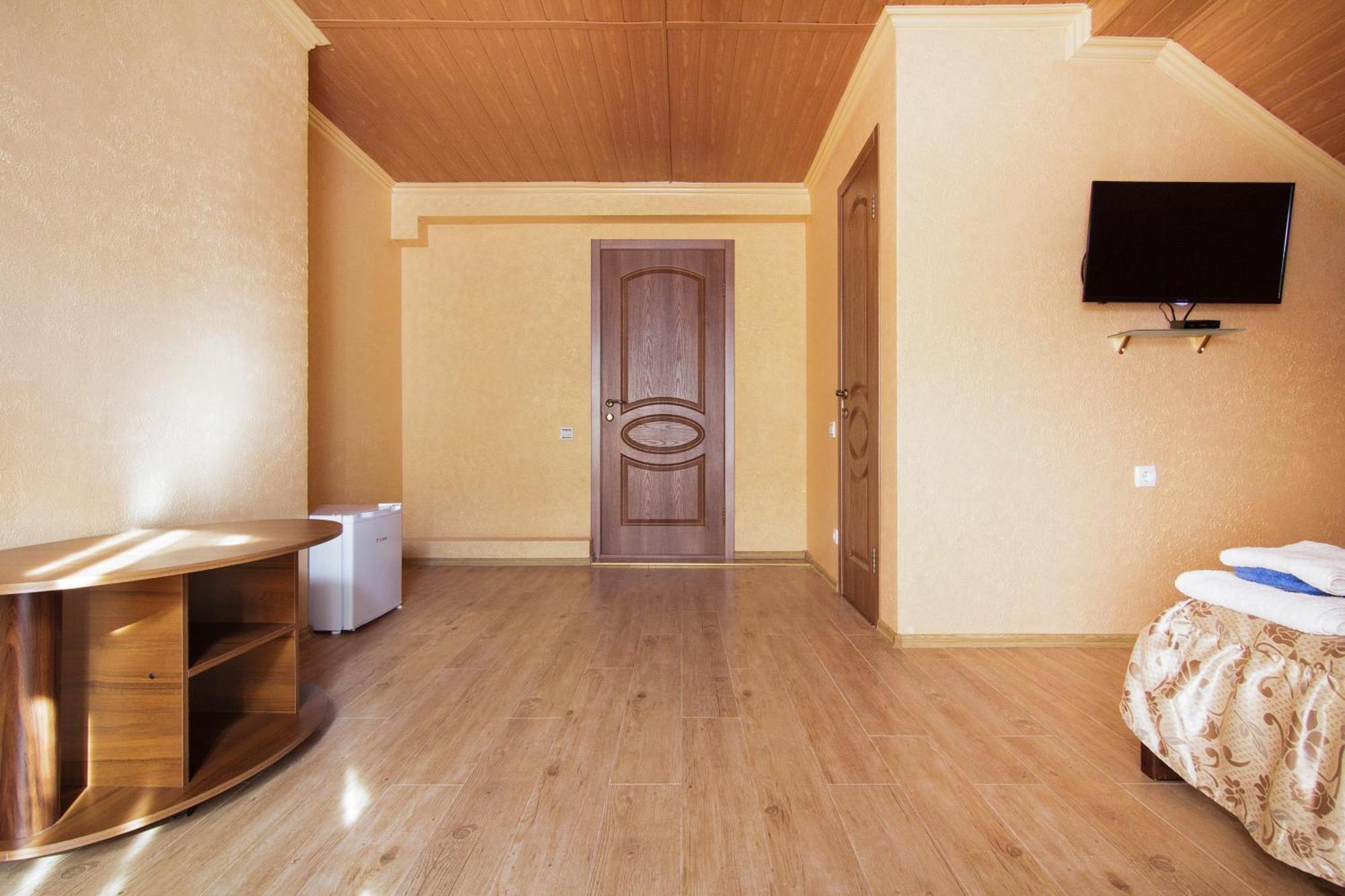 Guest House Montreal โอเดสซา ห้อง รูปภาพ